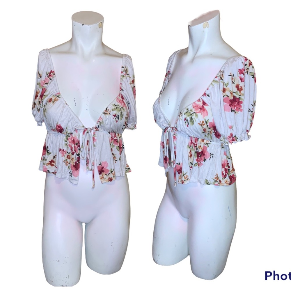 Cute crop shirt
